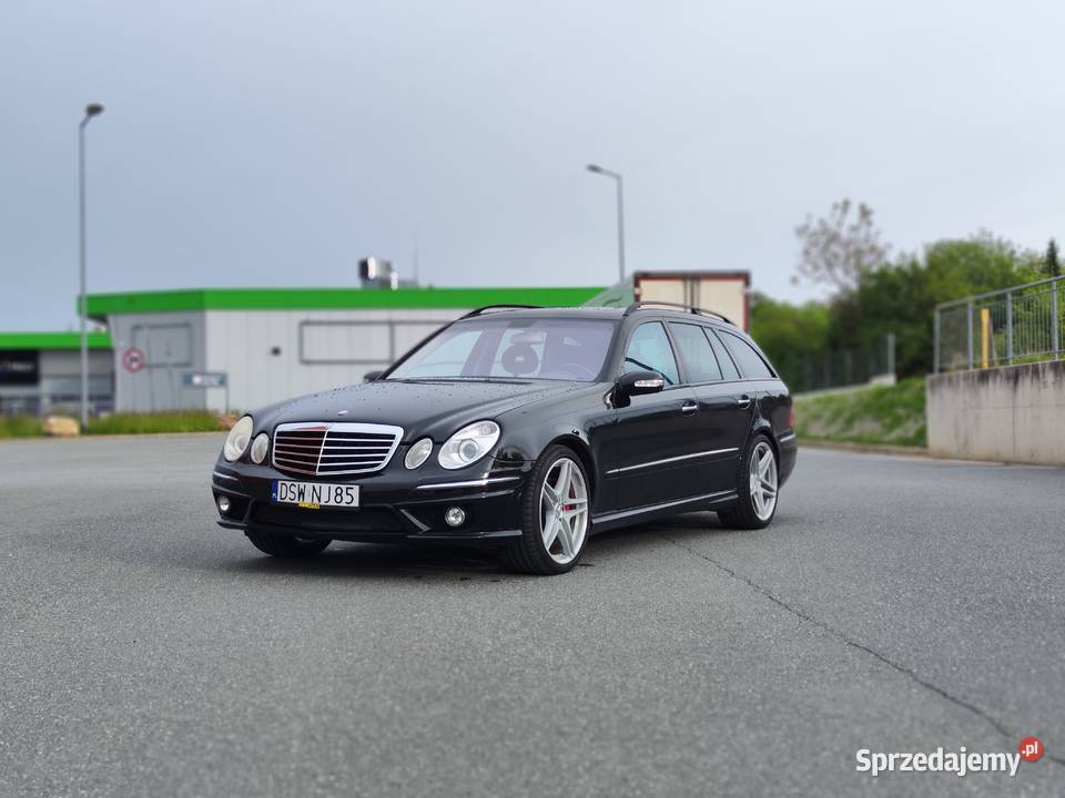 Mercedes w211 e500 V8