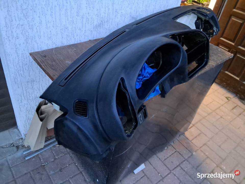 Deska rozdzielcza bmw e36 lift 19941999 sedan Lublin sprzedam