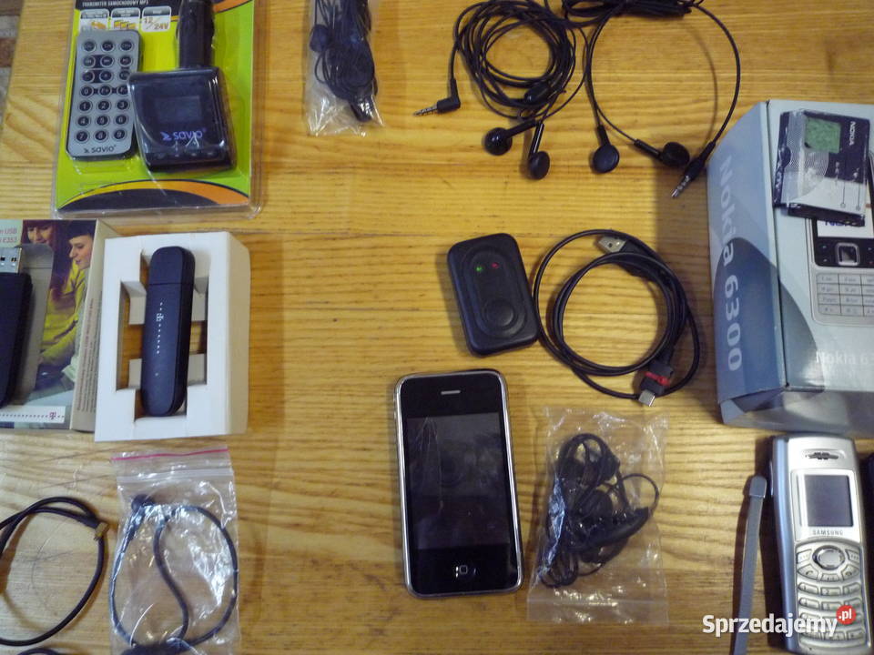 stare telefony komórkowe ładowarki słuchwki Chmiel