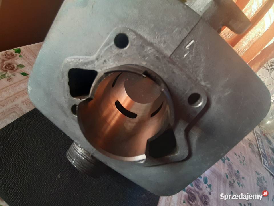 Oryginalny cylinder ddr plus tłok szlifierki Dąbrowa Tarnowska