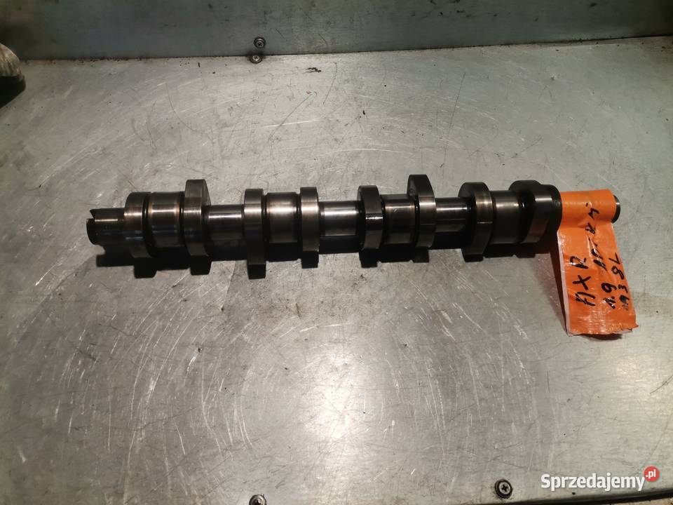 WAŁEK ROZRZĄDU VW GOLF IV A3 8L 19 TDI 101 AXR