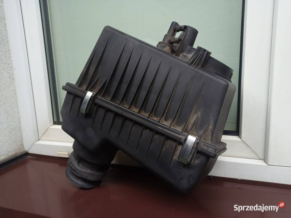BMW E34 obudowa puszka filtra powietrza M50B20 Obudowy filtrów Sieradz