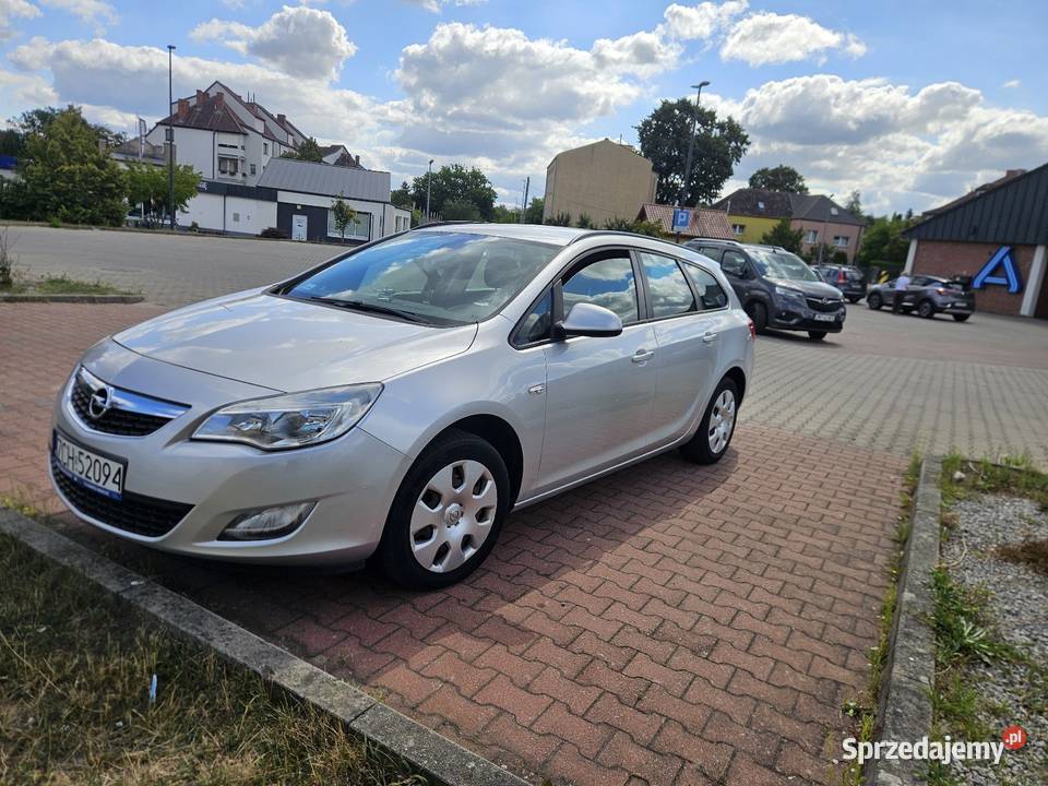Opel Astra j kombi 17isuzusuper stan poduszka powietrzna Recz