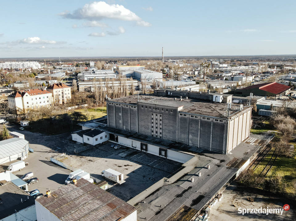 Magazyn +działka ponad 2,5ha obok nowej galerii Ozimska Park