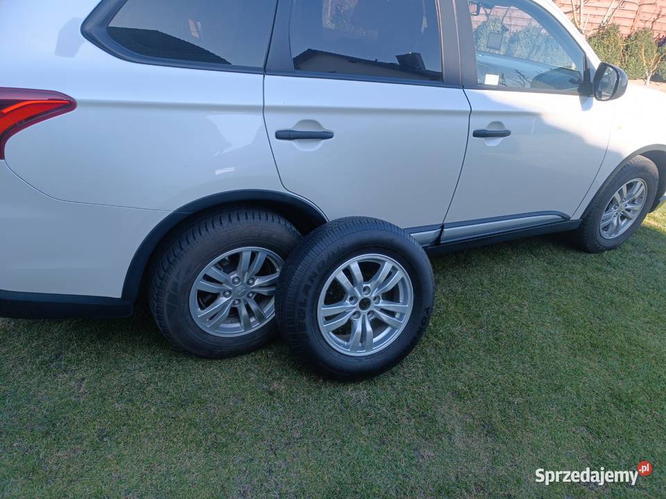 Mitsubishi Outlander Kosorowice