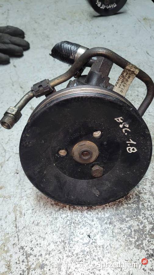 Pompa wspomagania Ford Escort 18 Łagów sprzedam
