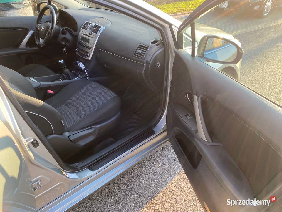 Toyota Avensis 20 D4D kombi 2013 Warszawa
