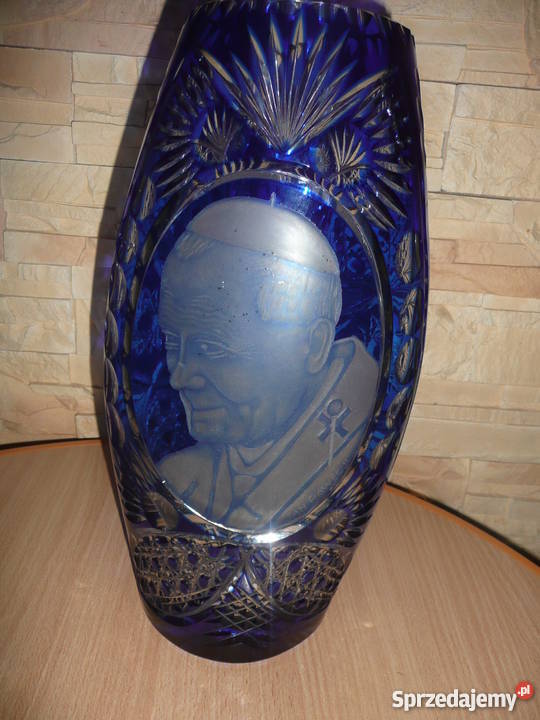 Wazon kryształowy z wizerunkiem Jana Pawła II Nisko