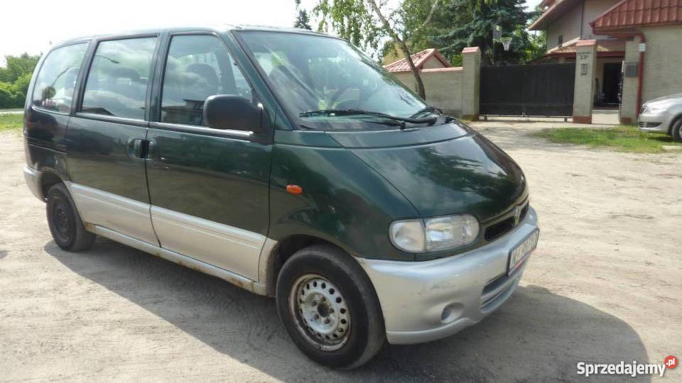 Nissan serena 1999