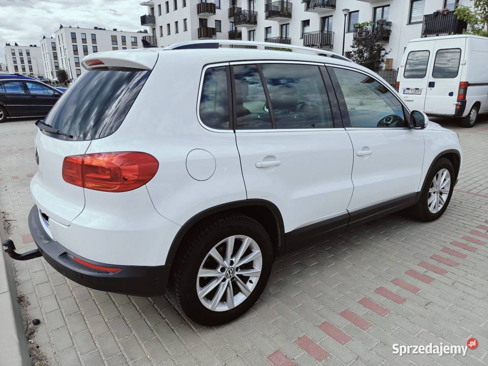 Volkswagen Tiguan 20TDI 140Sport Style Panorama Rok produkcji 2014 Lublin