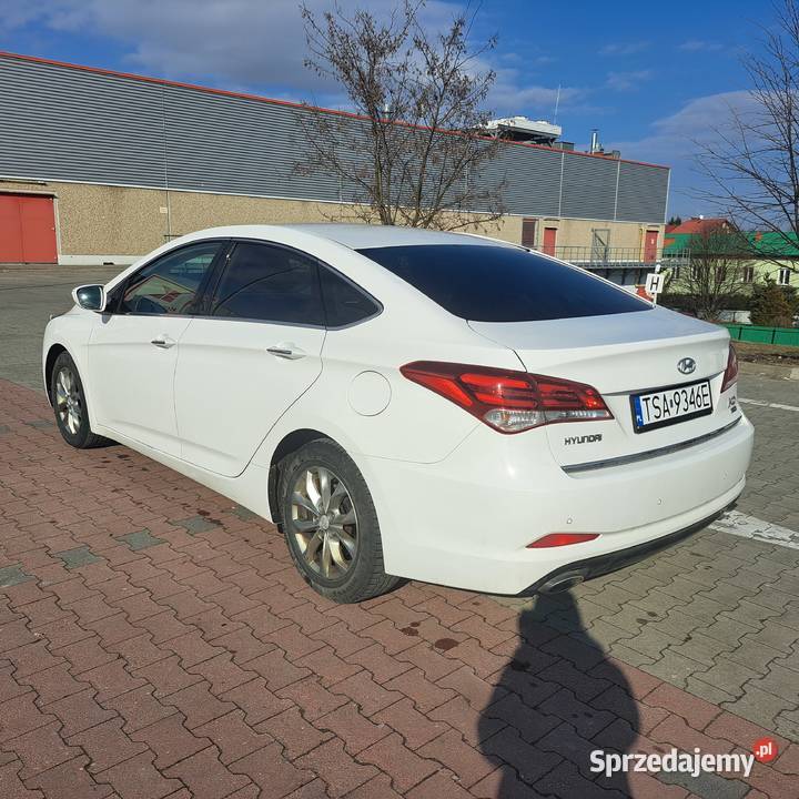 Hyundai I40 STYLE 17 sedan bialy świętokrzyskie Klimontów
