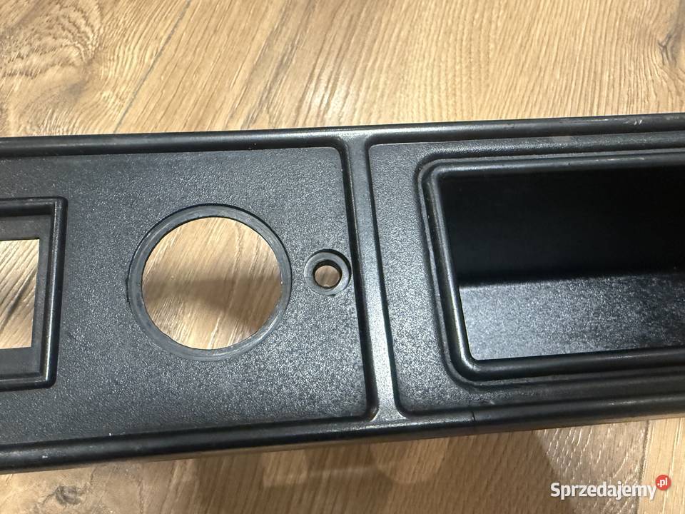 Fiat 126p ST panel radia konsola ramka Super Sosnowiec