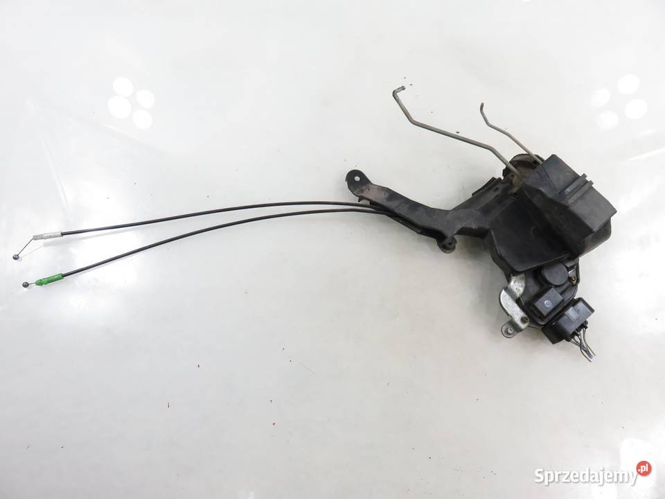 ZAMEK LEWY PRZEDNI TOYOTA AVENSIS VERSO M2 6 PIN