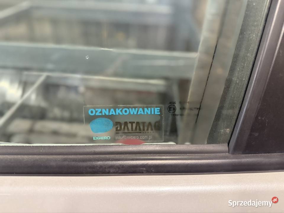 Szyba drzwi Toyota yaris IV Mazda 2 sprzedam