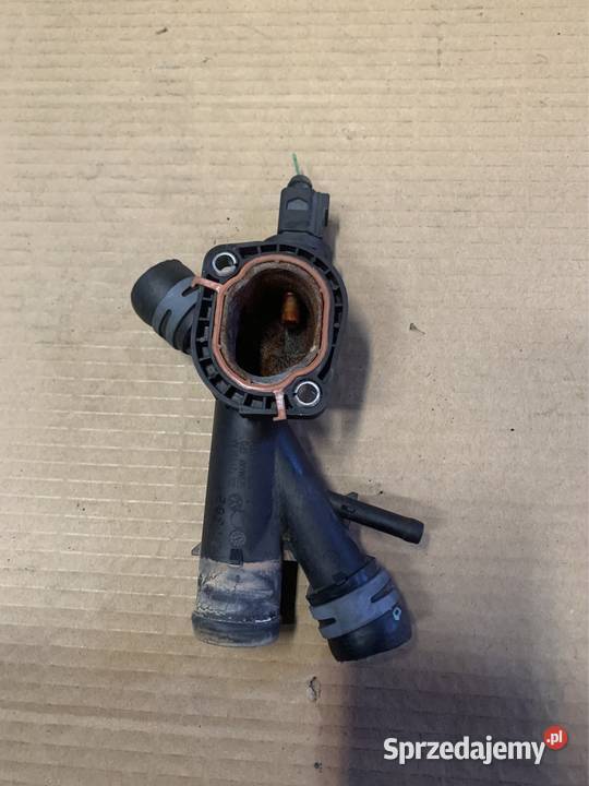 Króciec wody obudowa termostatu 03L121131AA vw osobowe Szczecin