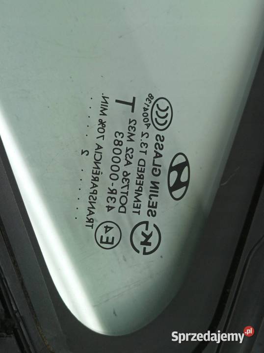 SZYBA KAROSERYJNA PRAWY TYŁ 12 R Hyundai ix35 I sprzedam
