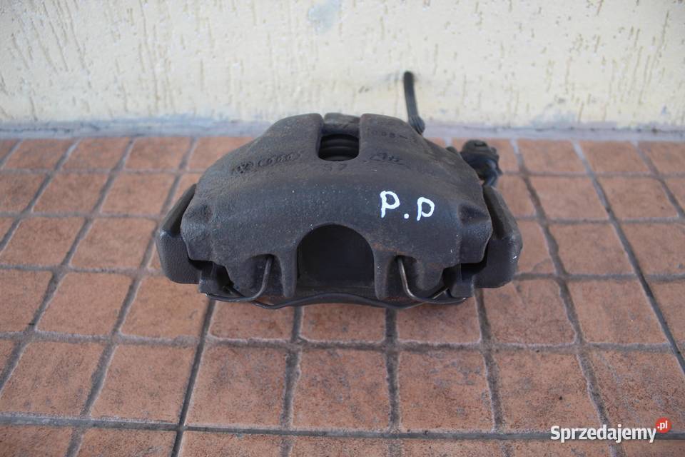 ZACISK HAMULCOWY PRAWY PRZÓD AUDI A6 C5 19 TDI osobowe