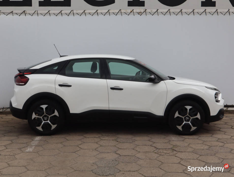 Citroen C4 12 PureTech kamera cofania