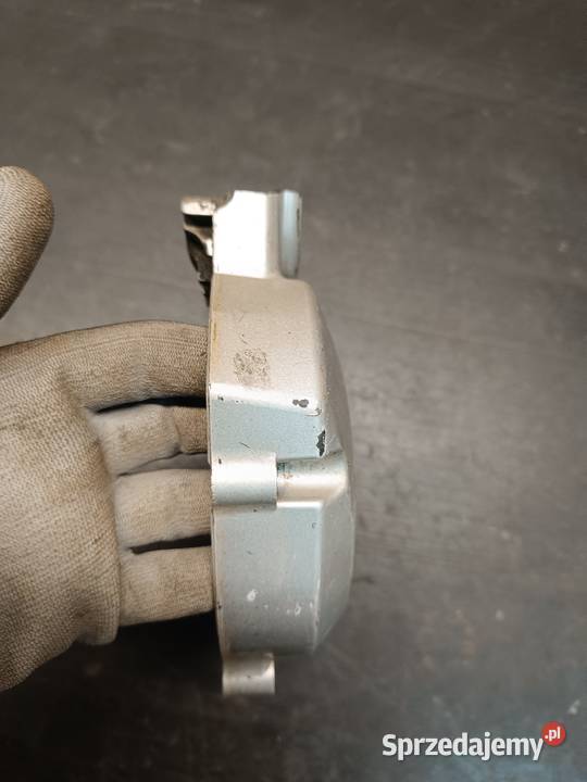 Pokrywa magneta osłona lewa dekiel kapa części sprzedam