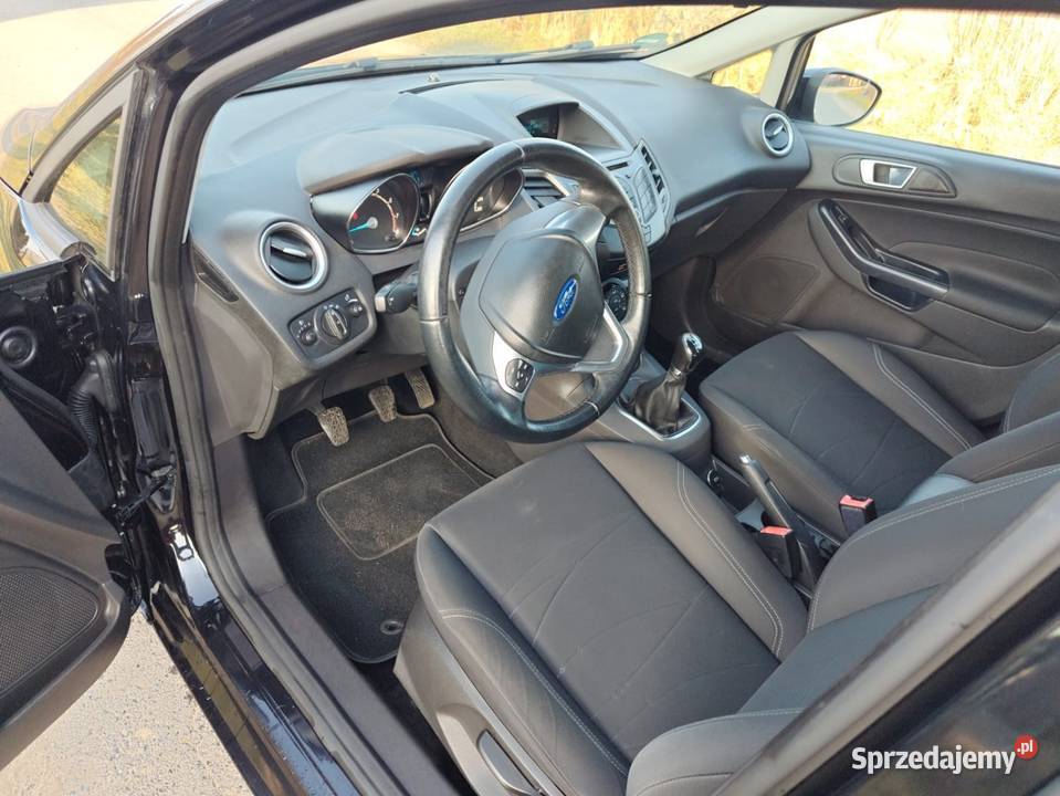 Ford Fiesta MK7 125 b 82 niski przebieg CD wielkopolskie Borek Wielkopolski