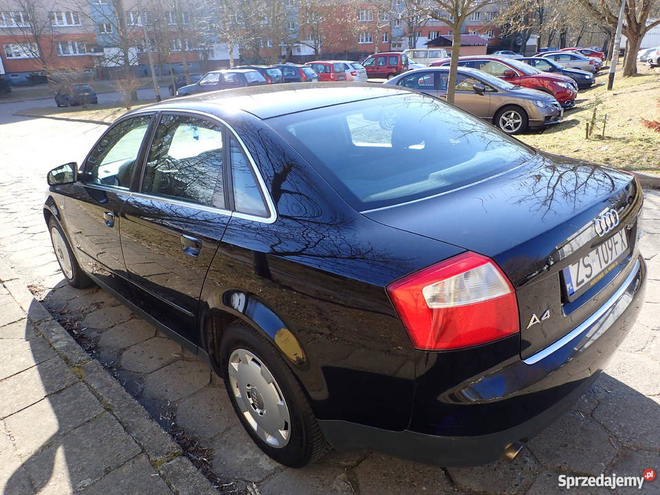 Używane Audi A4 20 benzyna ABS Szczecin