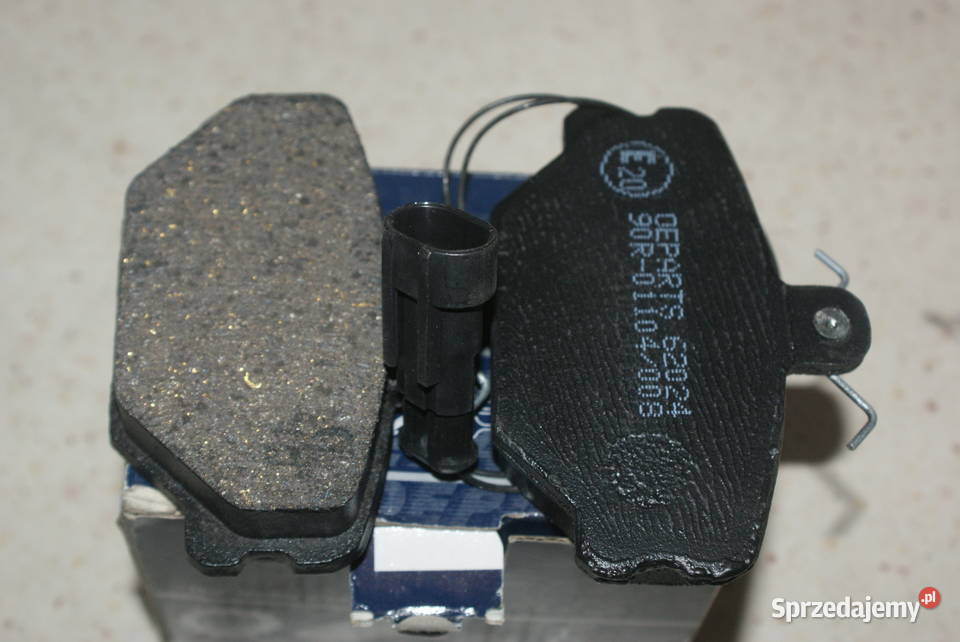 KLOCKI HAMULC FIAT TIPO TEMPRA 8893 Z CZUJ Białobrzegi sprzedam