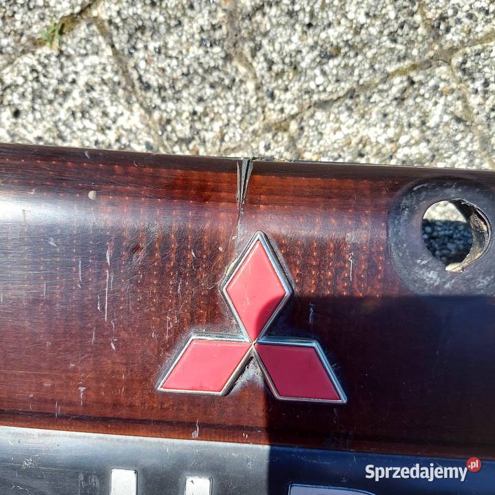 Listwa blenda klapy Mitsubishi Pajero Sport 1 podkarpackie
