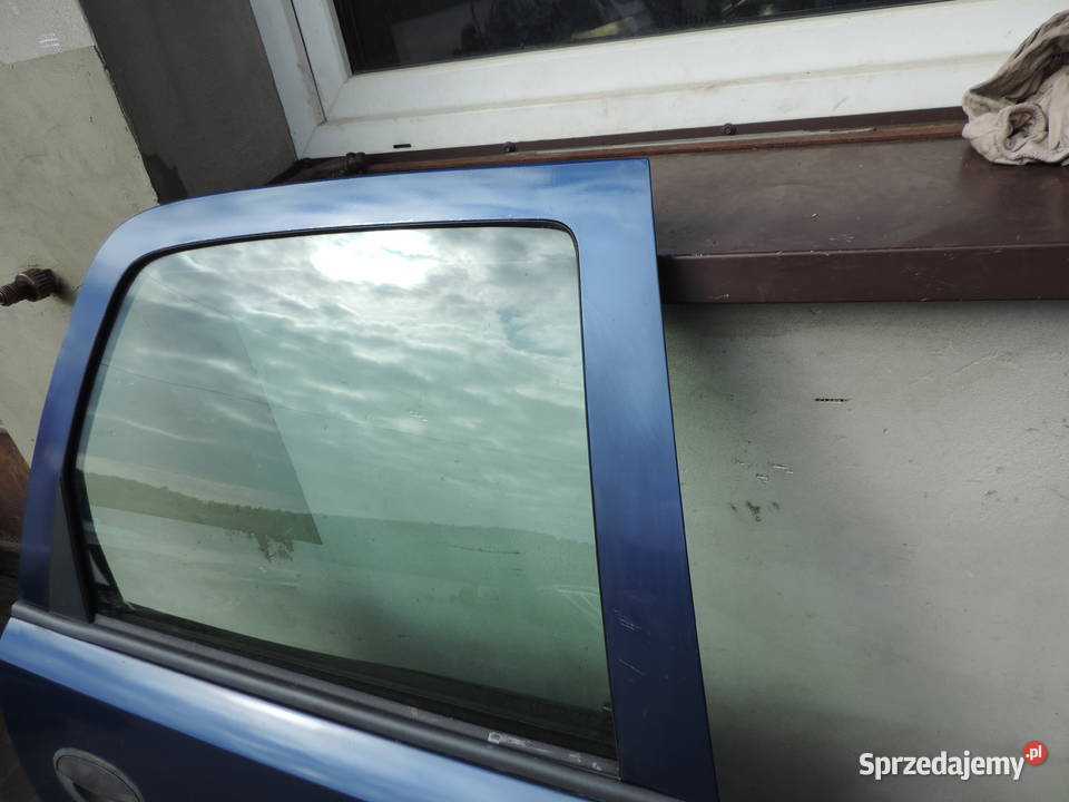 DRZWI PRAWY TYŁ OPEL MERIVA A 21B Nowy Sącz