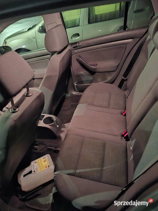 Golf 5 14benzyna 75 koni czytaj opis elektryczne szyby Częstochowa