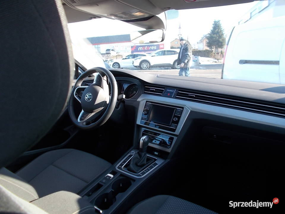VW PASSAT 15 benzynaAutomatsalon Polska automatyczna Passat Dębica