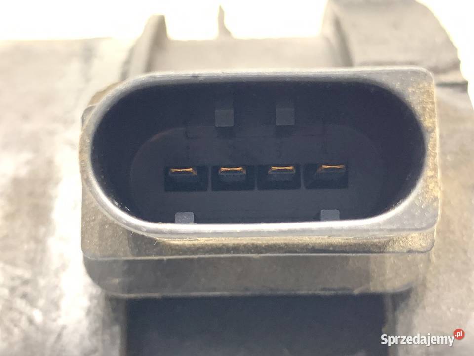 PRZEPŁYWOMIERZ BMW E83 0928400504 20 150 0311 osobowe Przepływomierze sprzedam