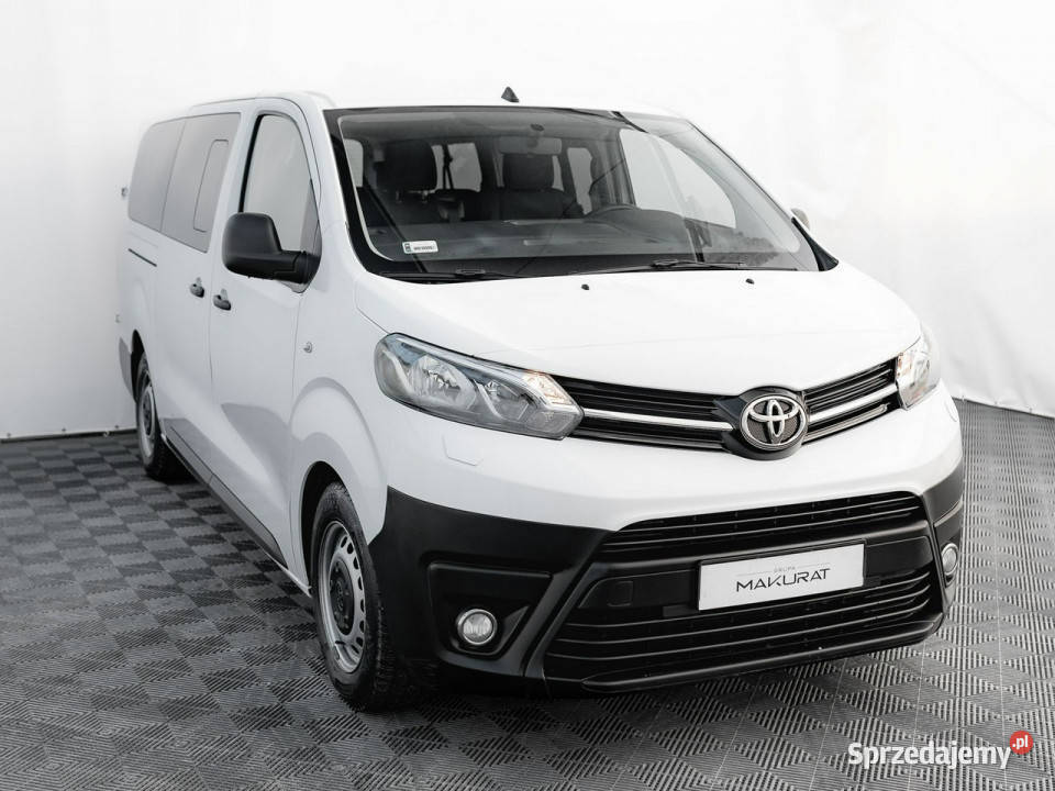 Toyota ProAce WD0970SKombi 20 D4D Long 9os Czcof światła do jazdy dziennej Pępowo sprzedam