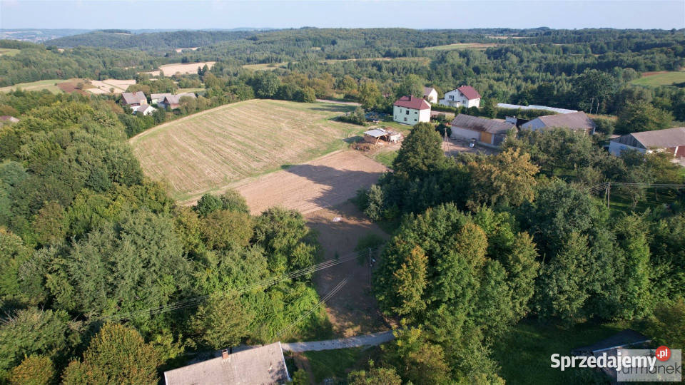 sprzedaży działki Średniówka 2561m2