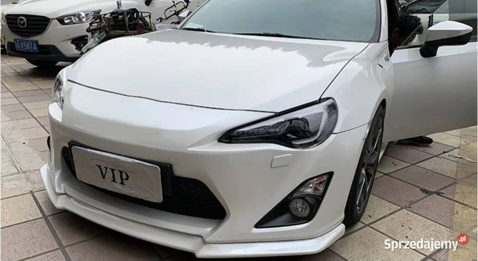 WYPRZEDAŻ NOWE lampy przednie lampa przód TOYOTA Bełchatów sprzedam