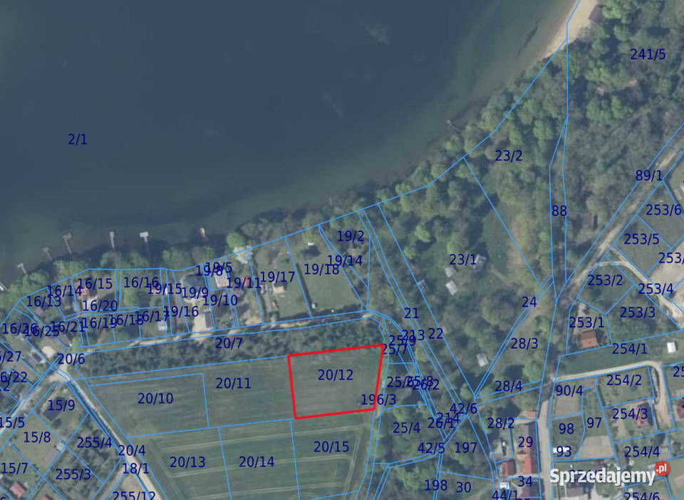 Działka jeziorem Gądno