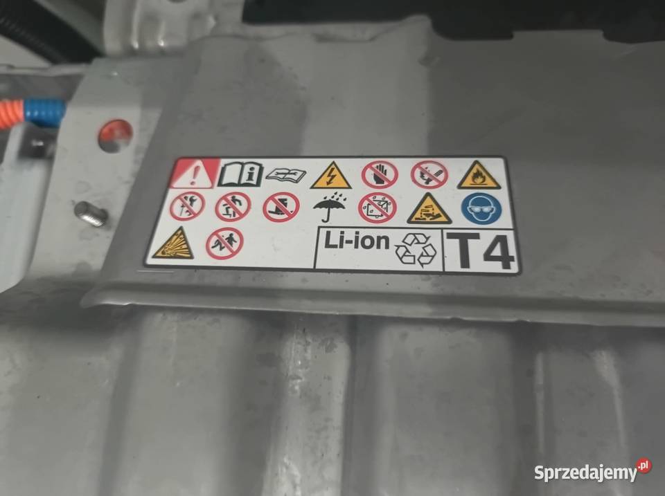 Toyota Corolla E21 bateria LiIon 18H LIFT 2024 osobowe Warszawa