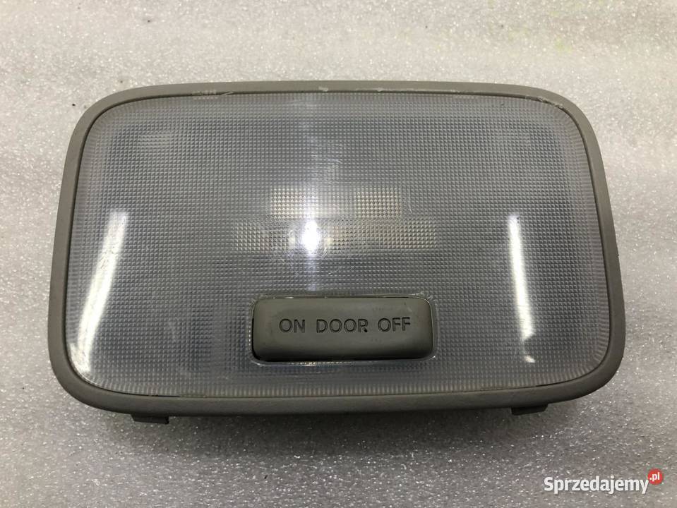 LAMPKA KABINY PRZÓD KIA PICANTO II 928501Y000 osobowe