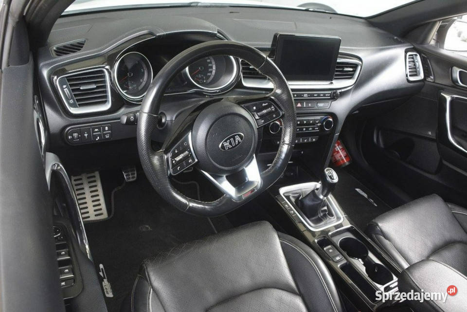 Kia Pro Ceed 16CRDI GTLine nawi hak
