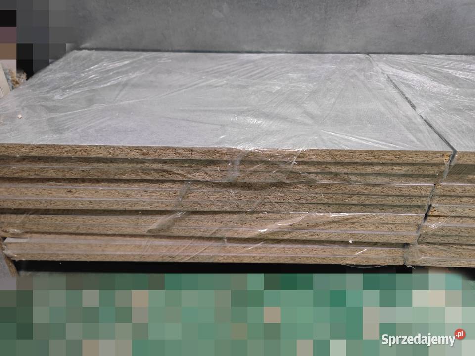 Półki sklepowe ABM z płyty oklejone Sanok