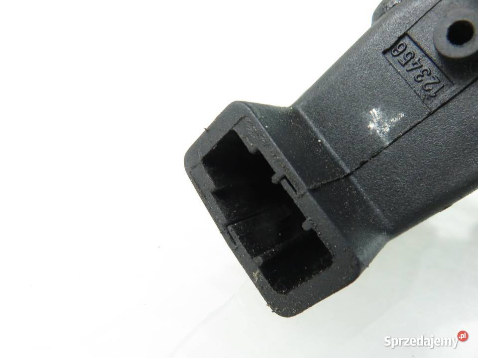 ZAMEK PRAWY TYLNY OPEL OMEGA A 90229916 osobowe sprzedam