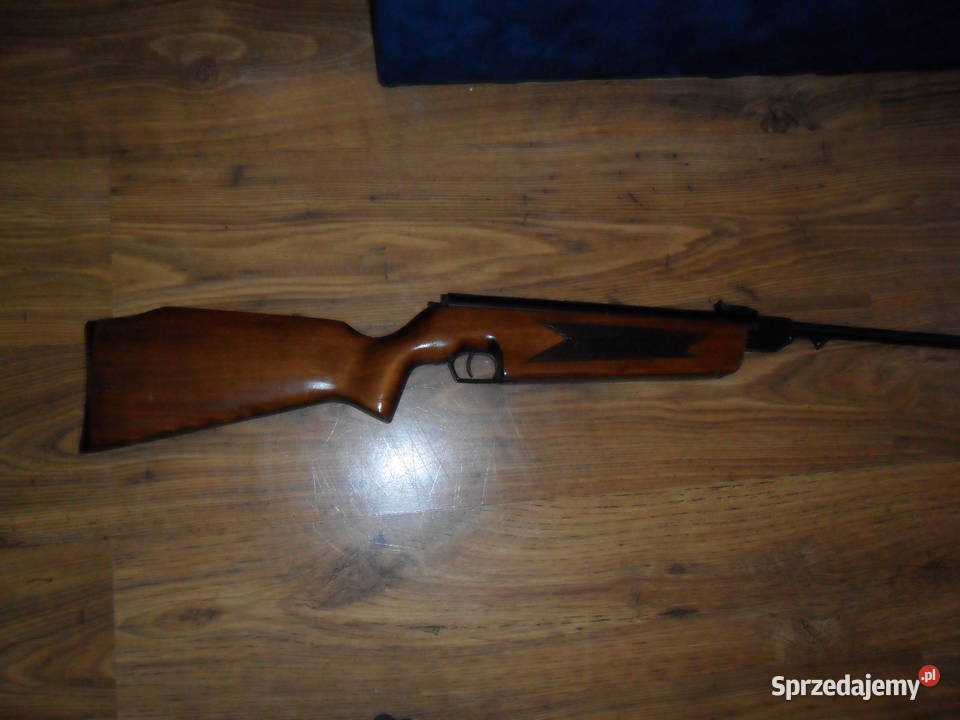 Wiatrówka SLAVIA 631 77 LUX