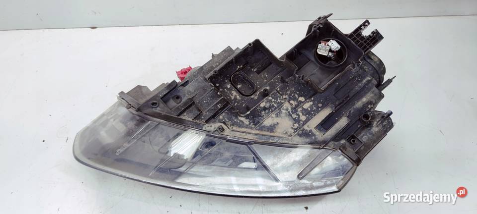 REFLEKTOR LAMPA PRAWY PRZÓD XENON LED AUDI Q3 8U Lampy przednie śląskie Przystajń
