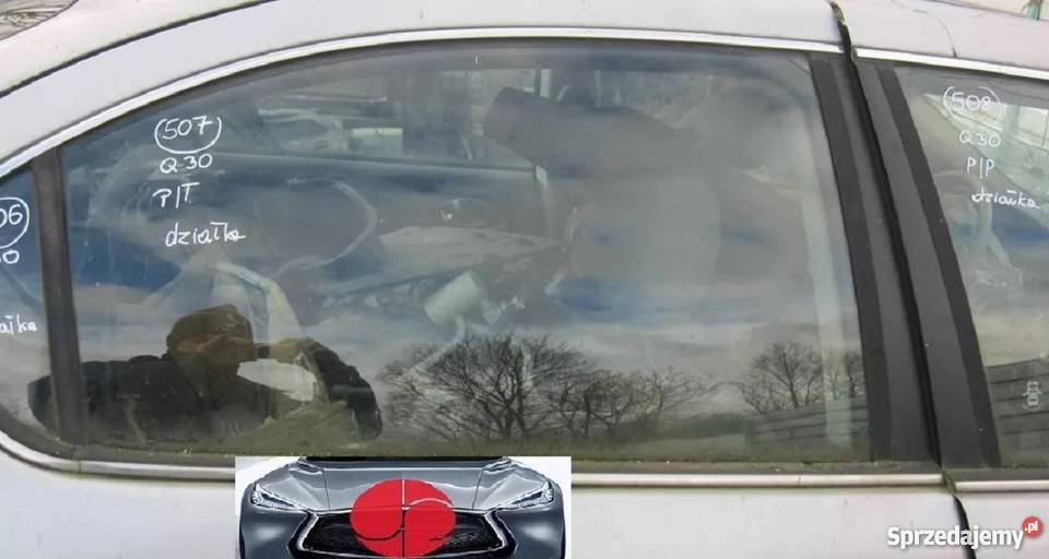 INFINITI MAXIMA A32 Q30 SZYBA BOCZNA DRZWI TYŁ