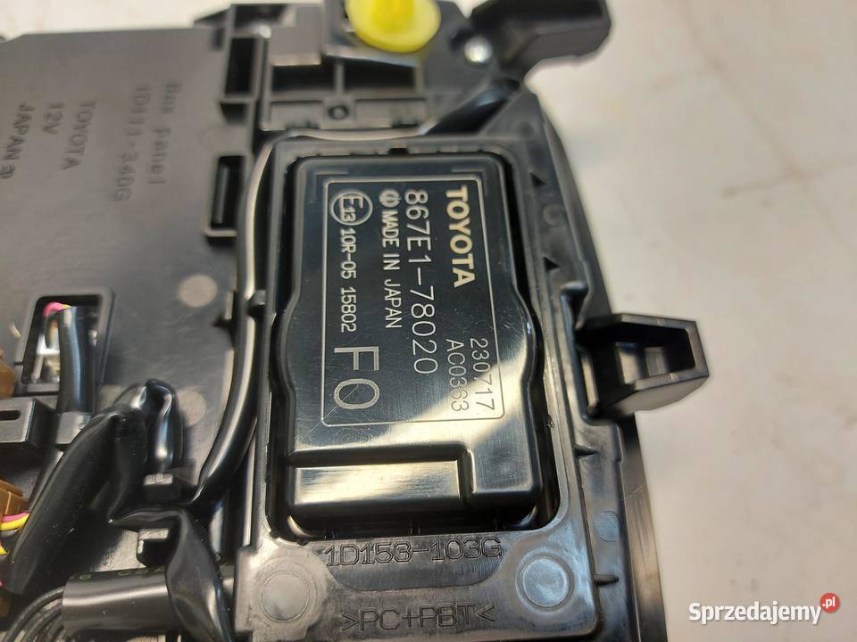 LEXUS RX500H V 5 2023 LAMPKA PODSUFITKI sprzedam