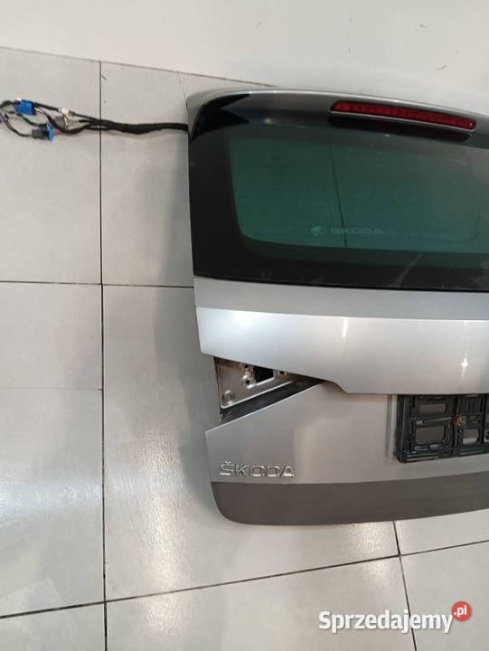 KLAPA TYŁ KOMBI LF7M Skoda Superb III 20152024