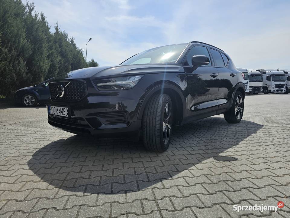 Volvo xc 40 2022r 15 plugin 211 koni wersja Grodzisk Wielkopolski