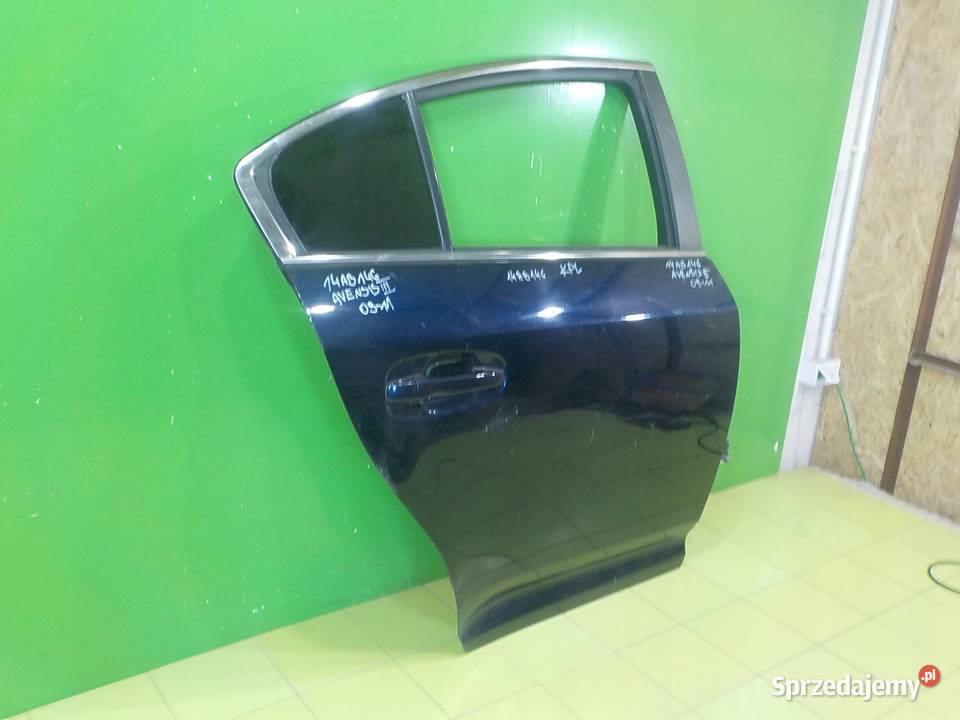 TOYOTA AVENSIS III T27 20 D4D 09r SEDAN 4D drzwi Suków