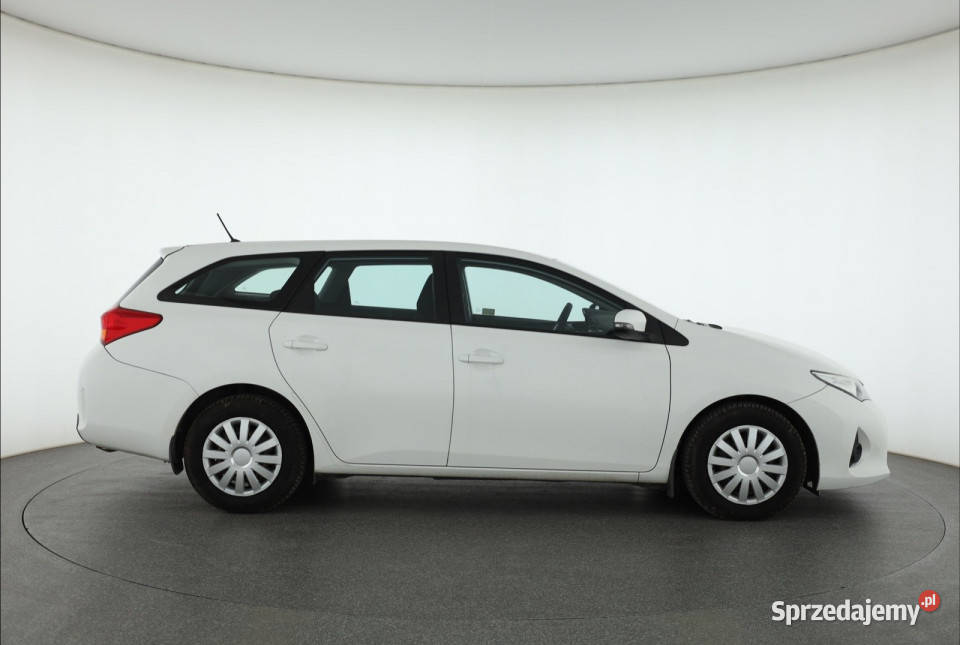 Toyota Auris 14 D4D Piaseczno