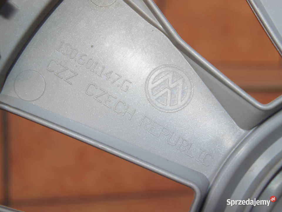 VW kołpaki 14 oryginalne chrom komplet 4 sztuki stalowe sprzedam