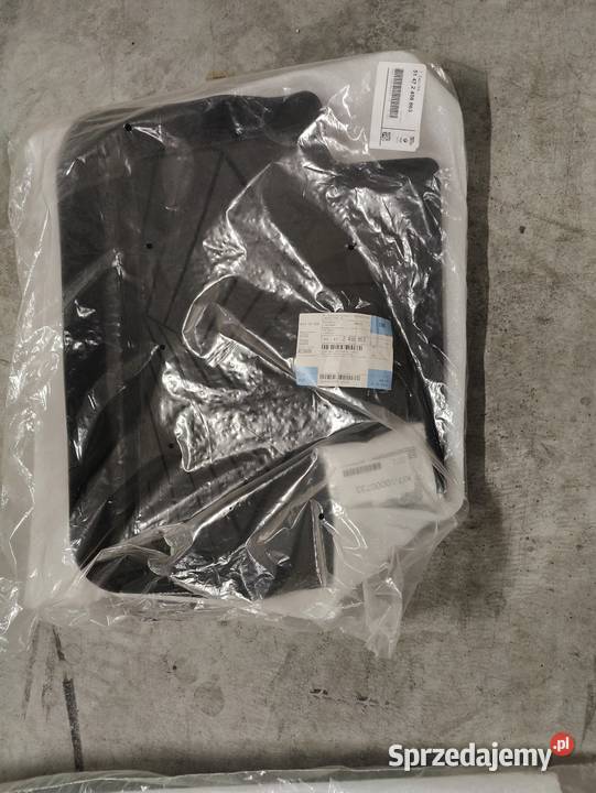 Oryginalne gumowe dywaniki do BMW serii 8 Gliwice sprzedam